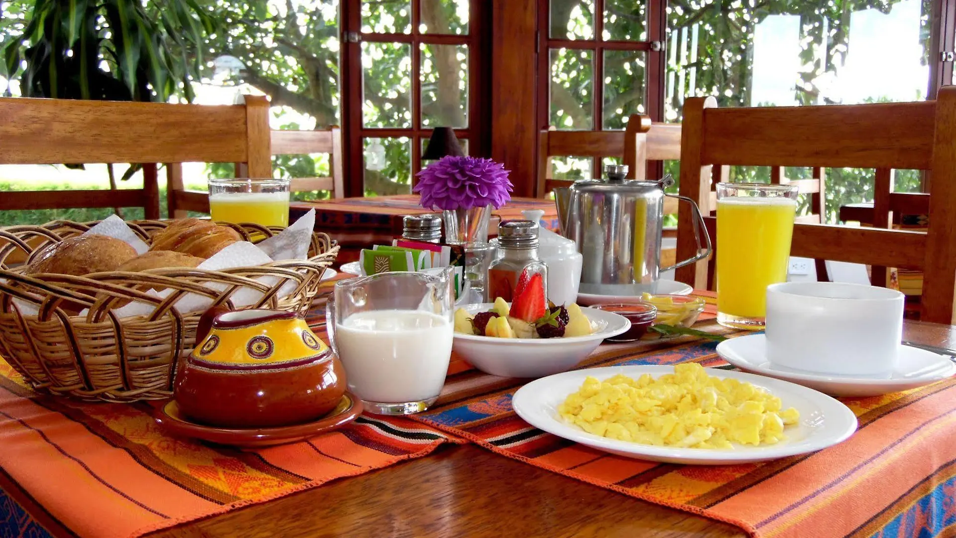 **** Hotel Posada Mirolindo Quito Ekvádor